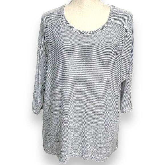 Artisan NY Narrow Blue & White Striped Knit Top Size Large - Picture 1 of 6